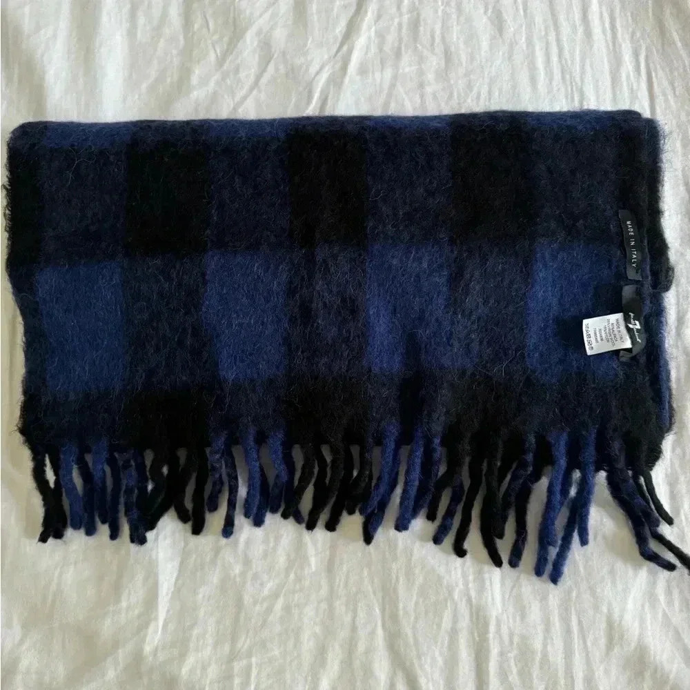 7 for All Mankind soft Wool‎ scarf - Picture 4 of 4